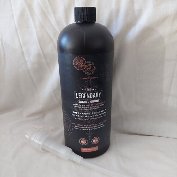 Tweak'd The Legendary Sacred Union Shampoo Conditioner Golden Amber 32 oz